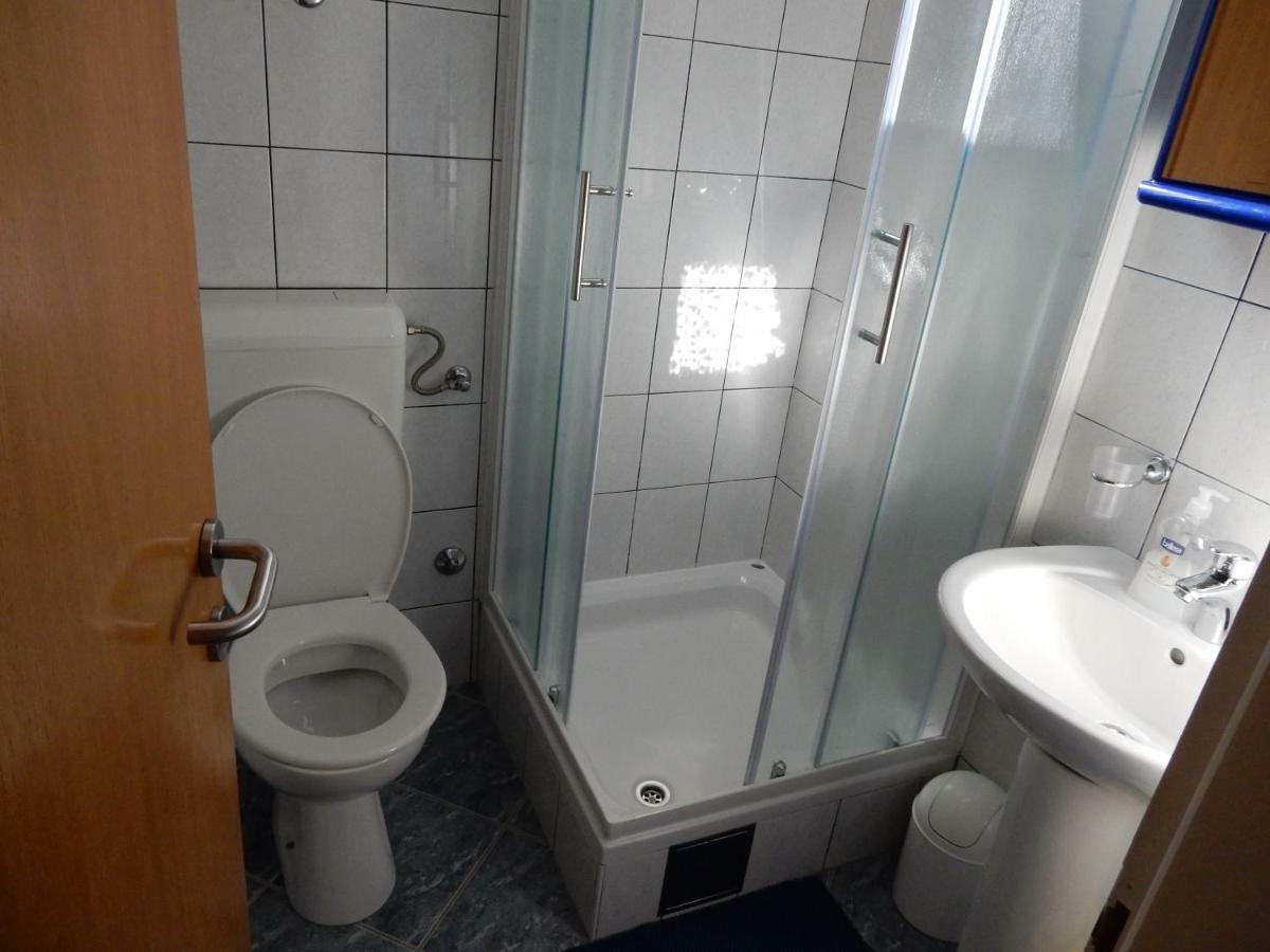Apartments Indira II Ловіште Екстер'єр фото